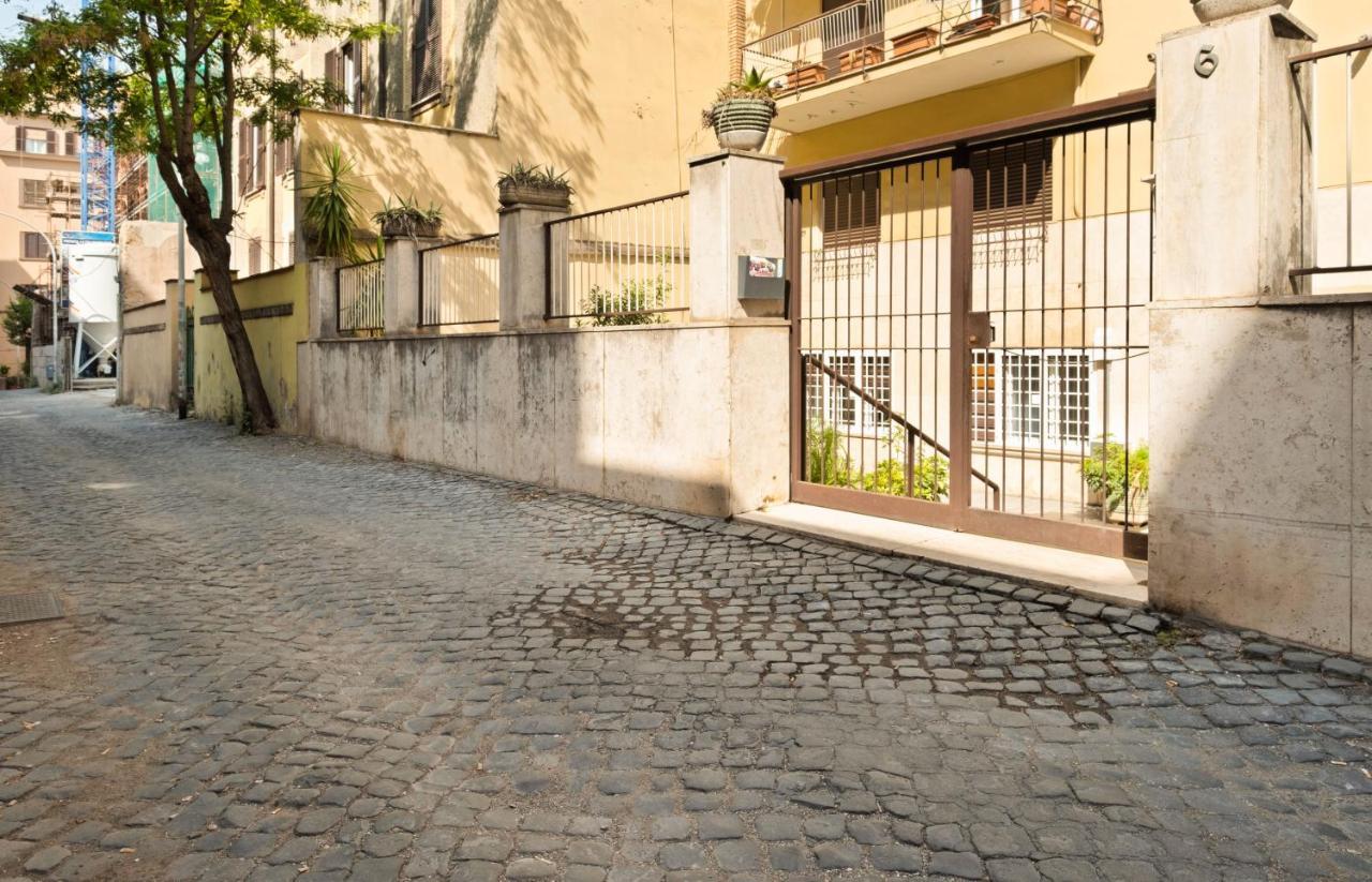 3 Bed Modern Flat - 15 Minutes Walk To Colosseum Ρώμη Εξωτερικό φωτογραφία